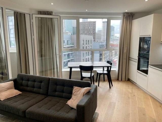Apartment for rent in Blackwall, Greater London