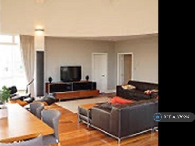 Apartment for rent in Rotherhithe, Greater London