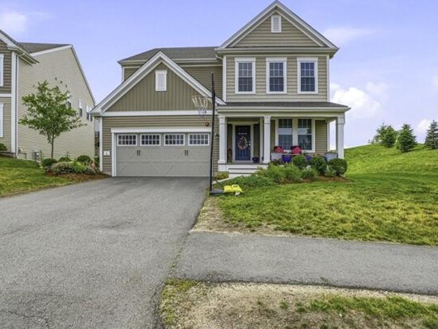 Condo for sale in Hopkinton, Massachusetts