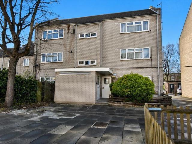 Apartment for rent in Thamesmead, Greater London