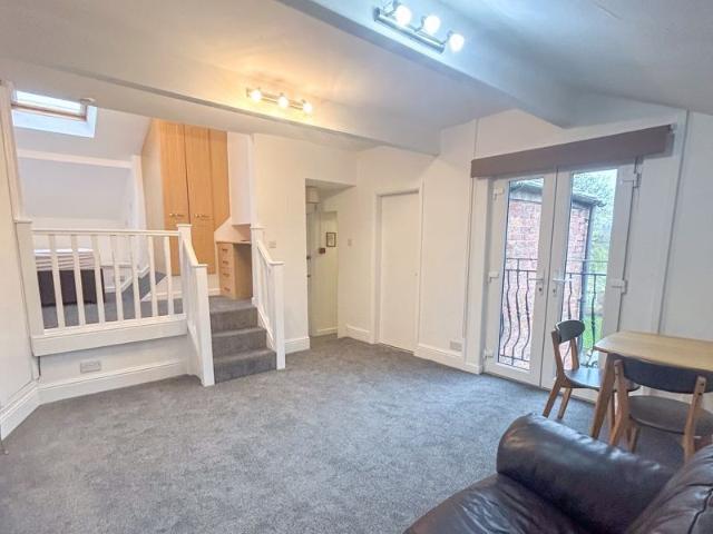 Room for rent in Stretford, Trafford