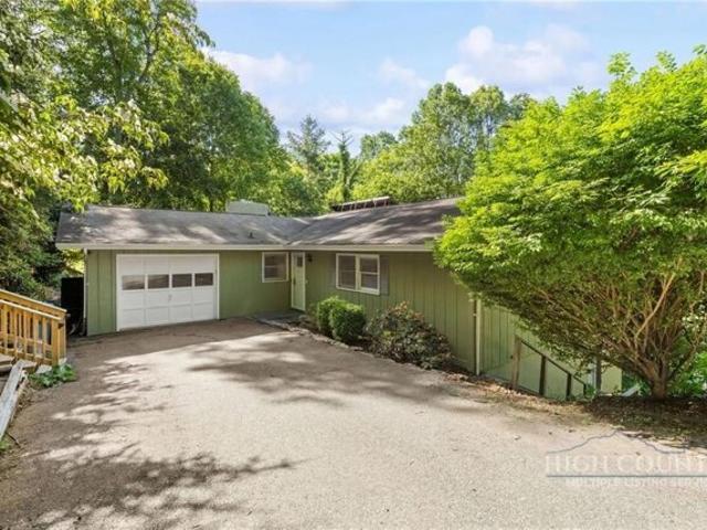 House for sale in Watauga, North Carolina