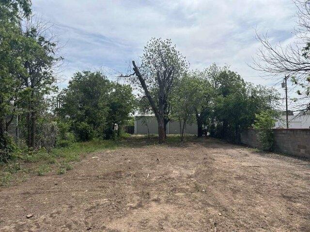 Land for sale in Taylor, Texas