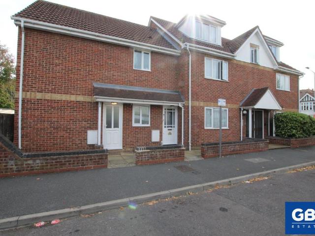 Apartment for rent in London Borough of Havering, Greater London