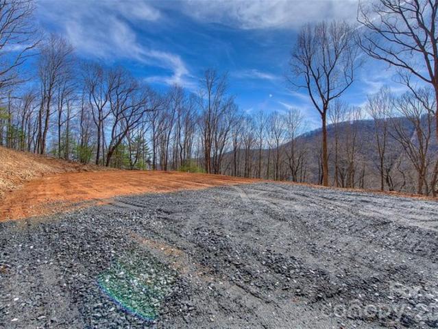 Land for sale in Spruce Pine, North Carolina