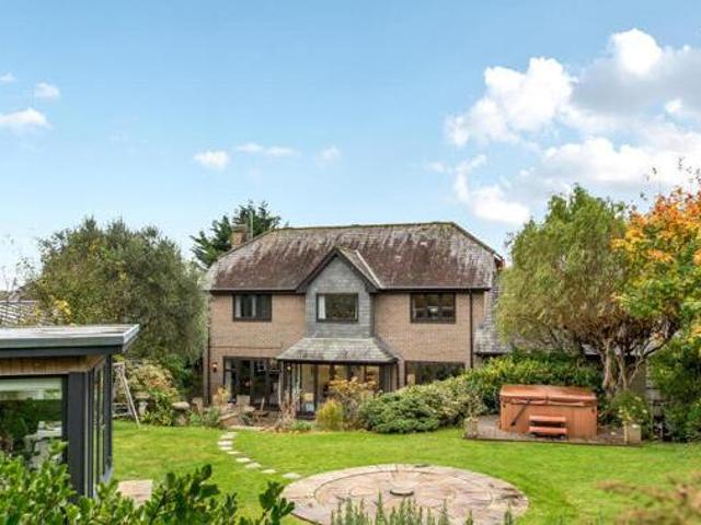 House for sale in Follaton, Strode