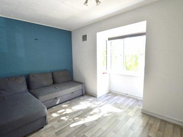 Apartment for rent in Hackbridge, Greater London