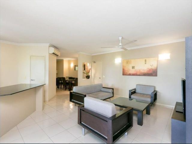 Apartment for rent in Westcourt, Cairns
