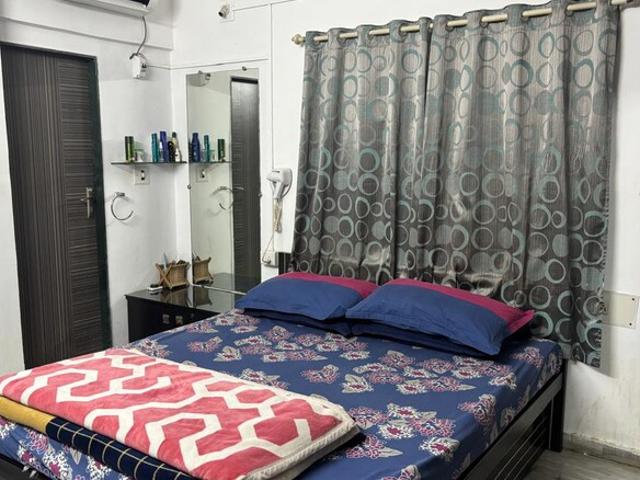 Flat for rent in Ahmadabad, Gujarat