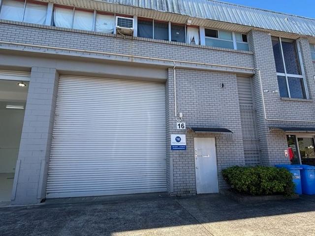 Warehouse for rent in North Rocks, Sydney