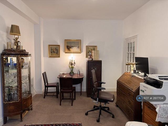 Apartment for rent in Bayswater, Greater London