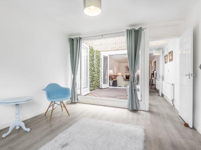 Apartment for rent in Bayswater, Greater London