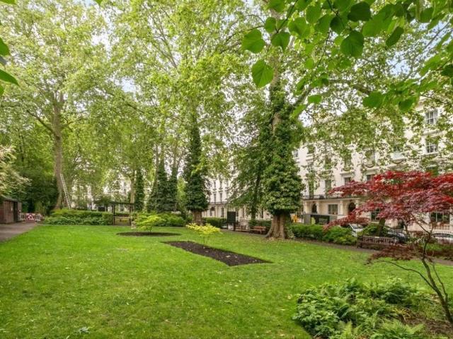 Apartment for rent in Bayswater, Greater London