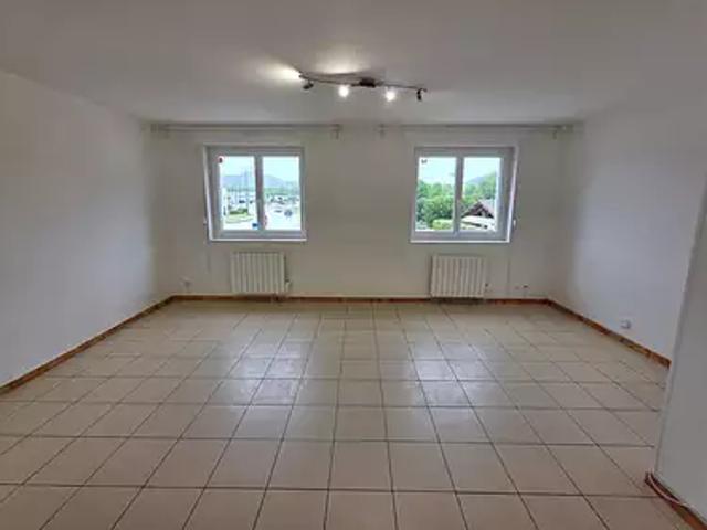 Appartement location à Nantua, Port