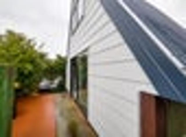 House for rent in Otakou