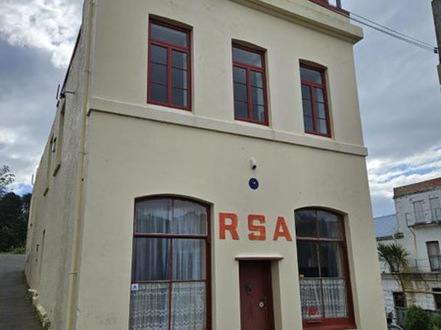 House for rent in Otakou