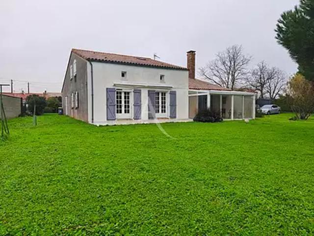 Maison vente à Rochefort, Port-des-barques