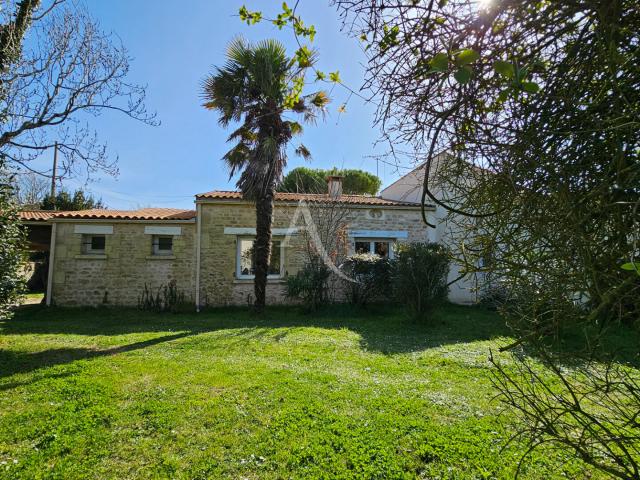 Maison vente à Rochefort, Port-des-barques