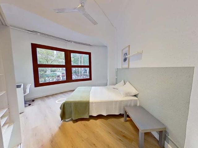 Habitación en alquiler en Gran Via, Valencia