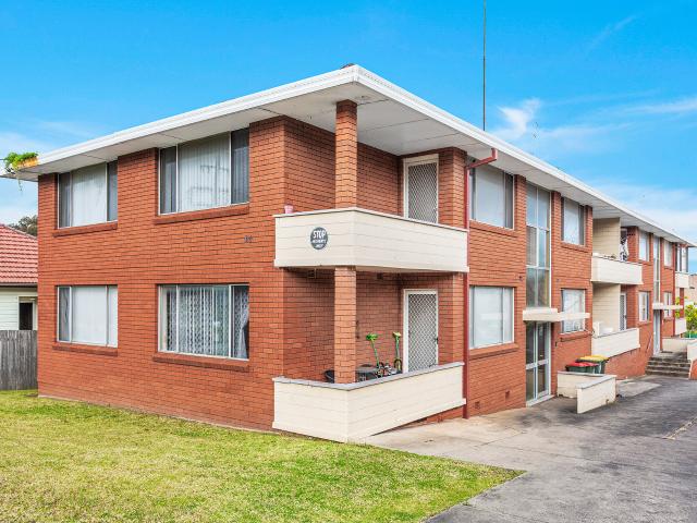 Apartment for rent in Wollongong West, New South Wales