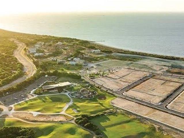 Cottage for sale in Port Kennedy, Western Australia