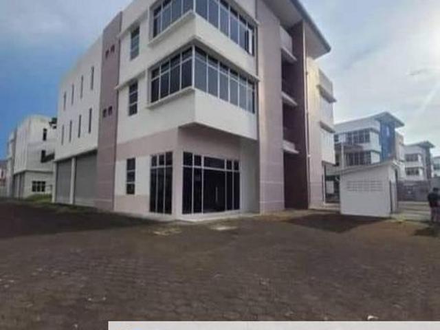 Warehouse for sale in Bukit Ledang, Johor