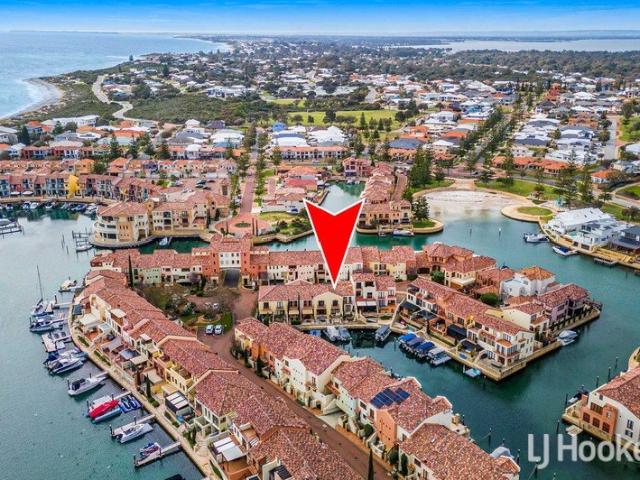 Villa for sale in Parklands, Western Australia