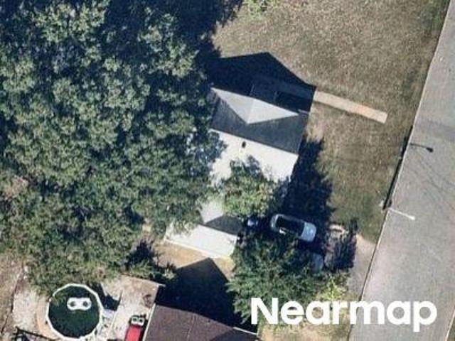 House for sale in Avenel, New Jersey