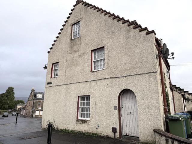 Apartment for rent in Helensfield, Scotland