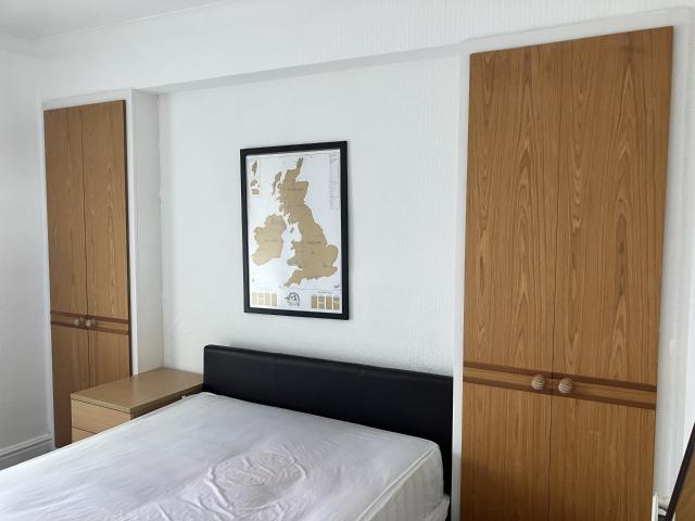 House for rent in Nangreaves, Wales