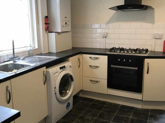 House for rent in Nangreaves, Wales