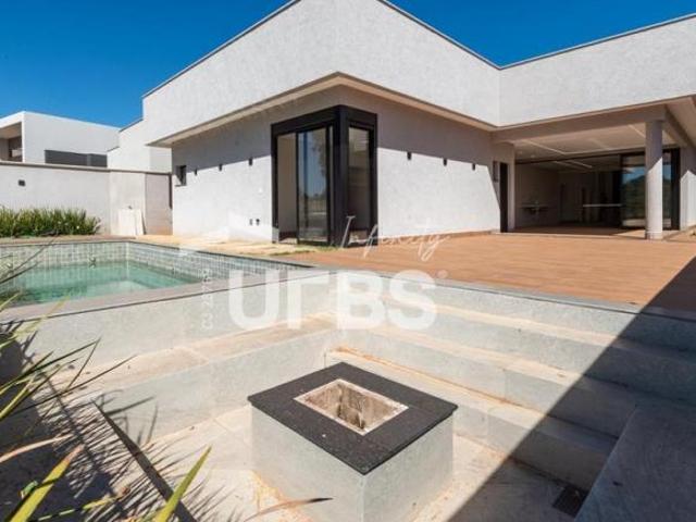 Casa venda em Região Geográfica Imediata de Goiânia, Goiânia