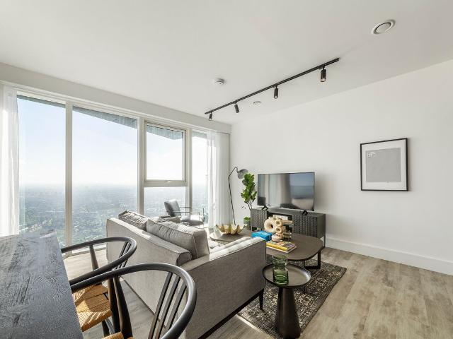 Apartment for rent in London Borough of Ealing, Park Royal