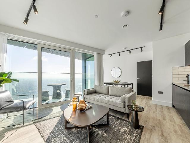 Apartment for rent in London Borough of Ealing, Park Royal