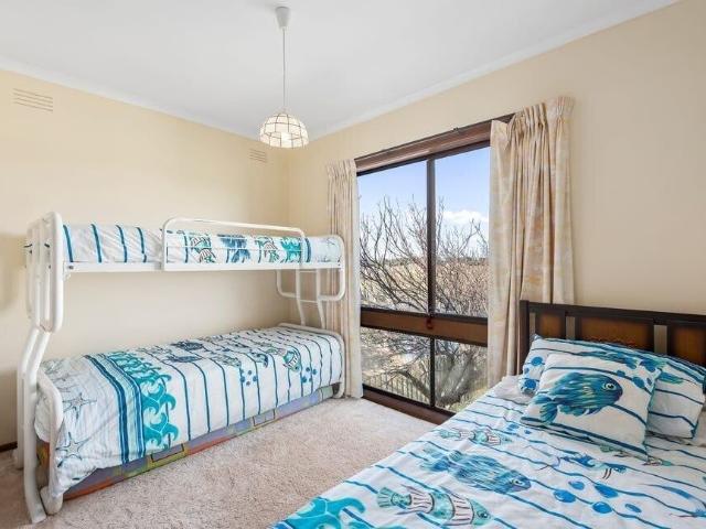 Room for rent in Portarlington, Victoria