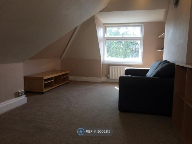 Apartment for rent in Charminster, Bournemouth