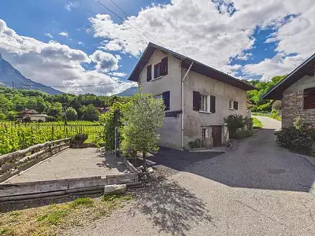 Maison vente à Chambéry, Les Marches