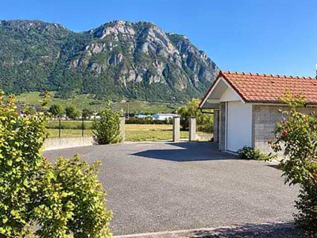 Terrain vente à Les Marches, Porte-de-Savoie