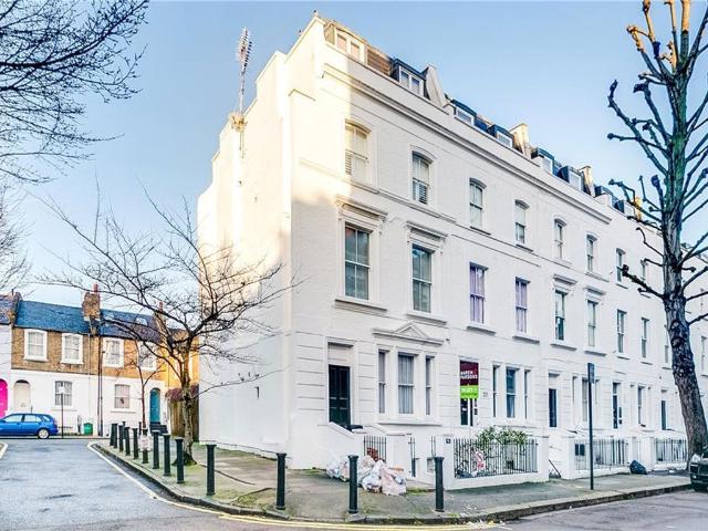 Apartment for rent in Brook Green, Greater London