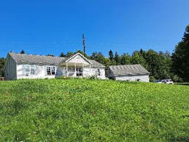 House for sale in Clifford, Pennsylvania