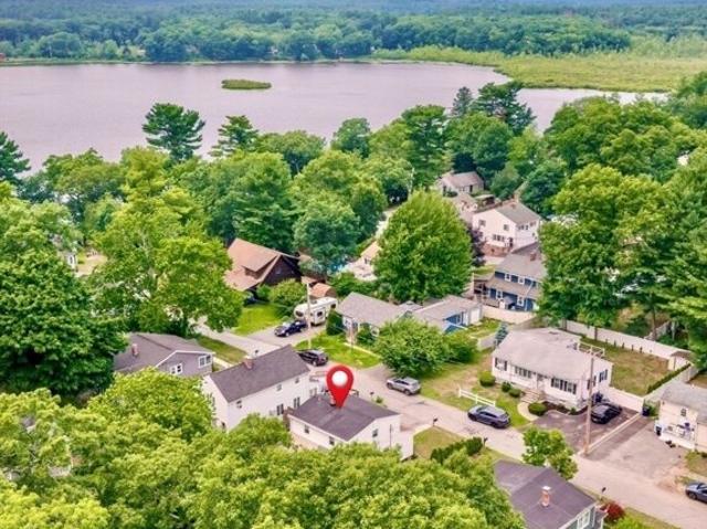 House for sale in North Reading, Massachusetts