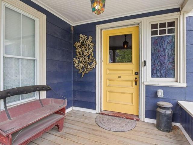 House for sale in Paris, Maine