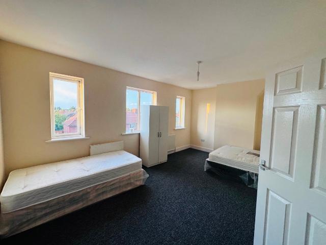 Room for rent in London Borough of Barking and Dagenham, Greater London