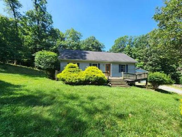 House for sale in Keedysville House for sale in Keedysville