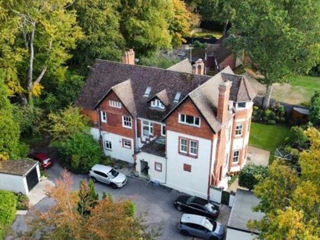 House for sale in Old Dean, Heol-las