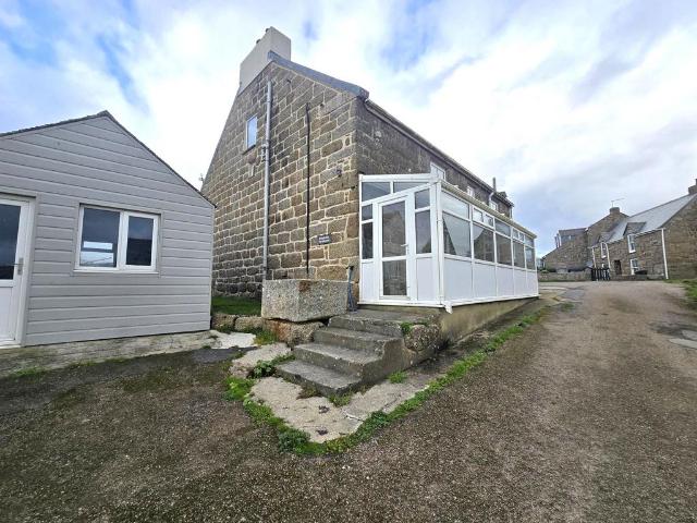 Apartment for rent in St. Levan, Porthcurno