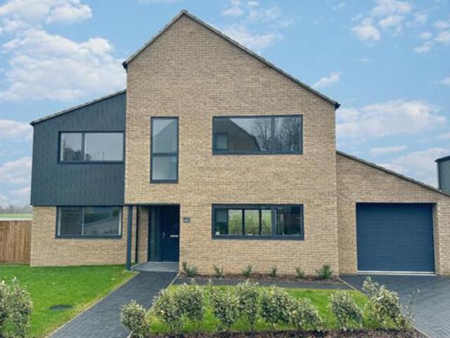House for sale in Huntingdon