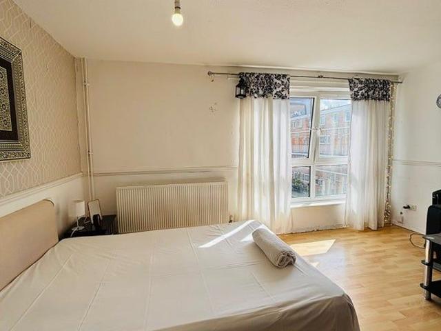 House for rent in London Borough of Tower Hamlets, Greater London