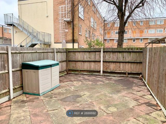 House for rent in Mile End, Greater London