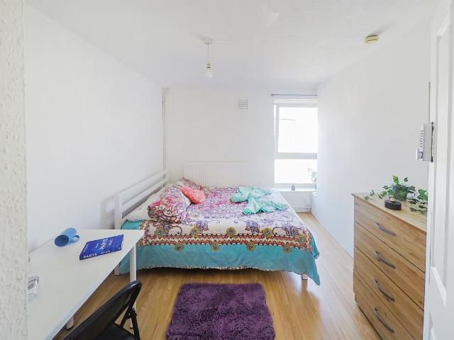 House for rent in Mile End, Greater London